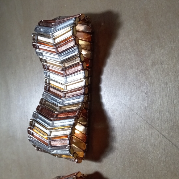 B-48 lot - Picture 6 of 6